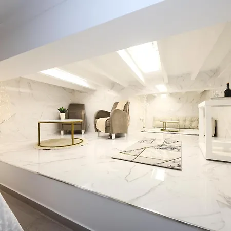 Dina House Ναζαρέ