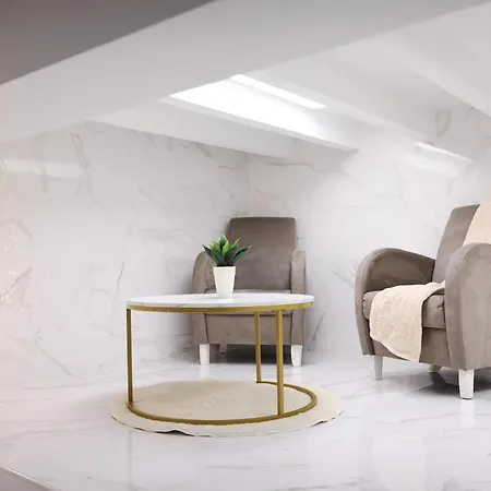 Διαμέρισμα Dina House *